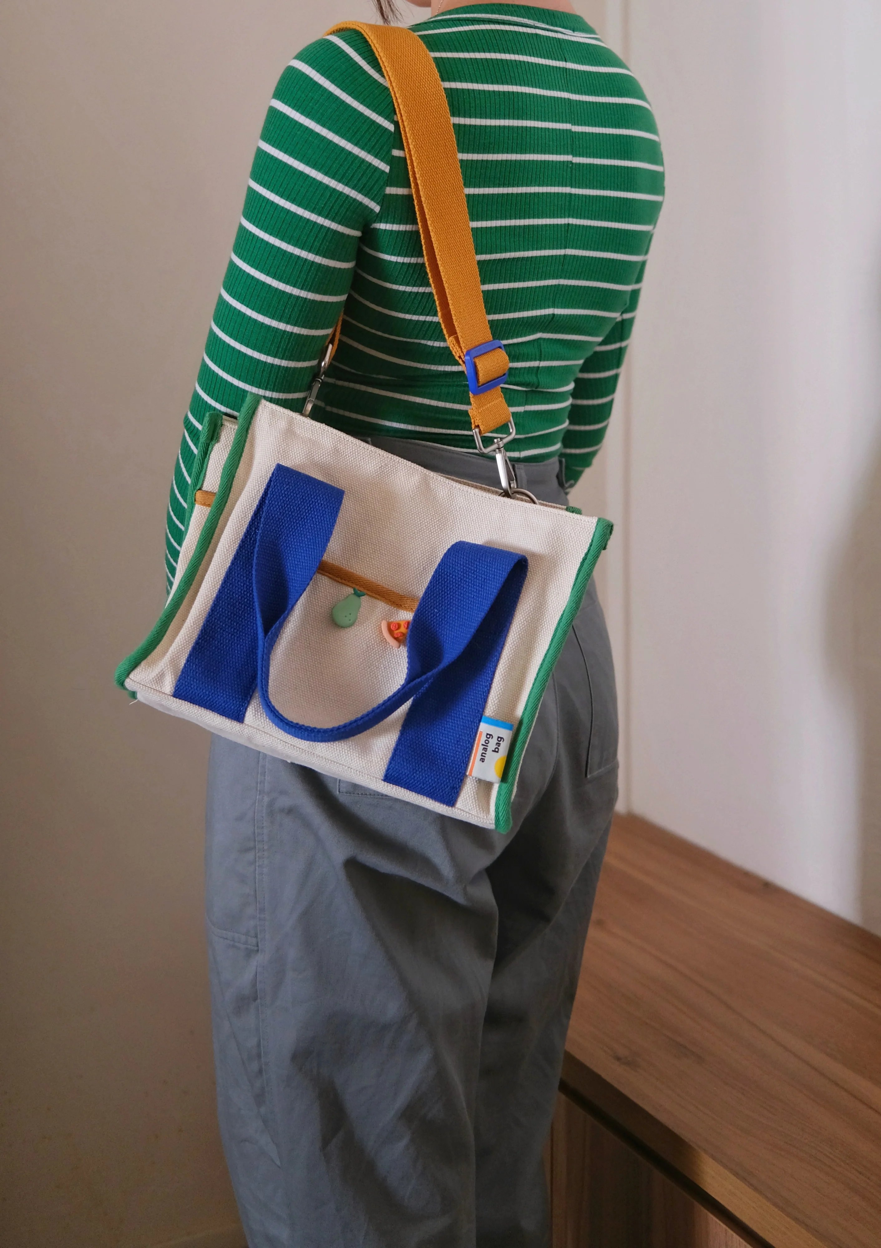 Preorder: Analog No.1 Medium Tote Bag  (Water Repellent Canvas) v3 - Image 4