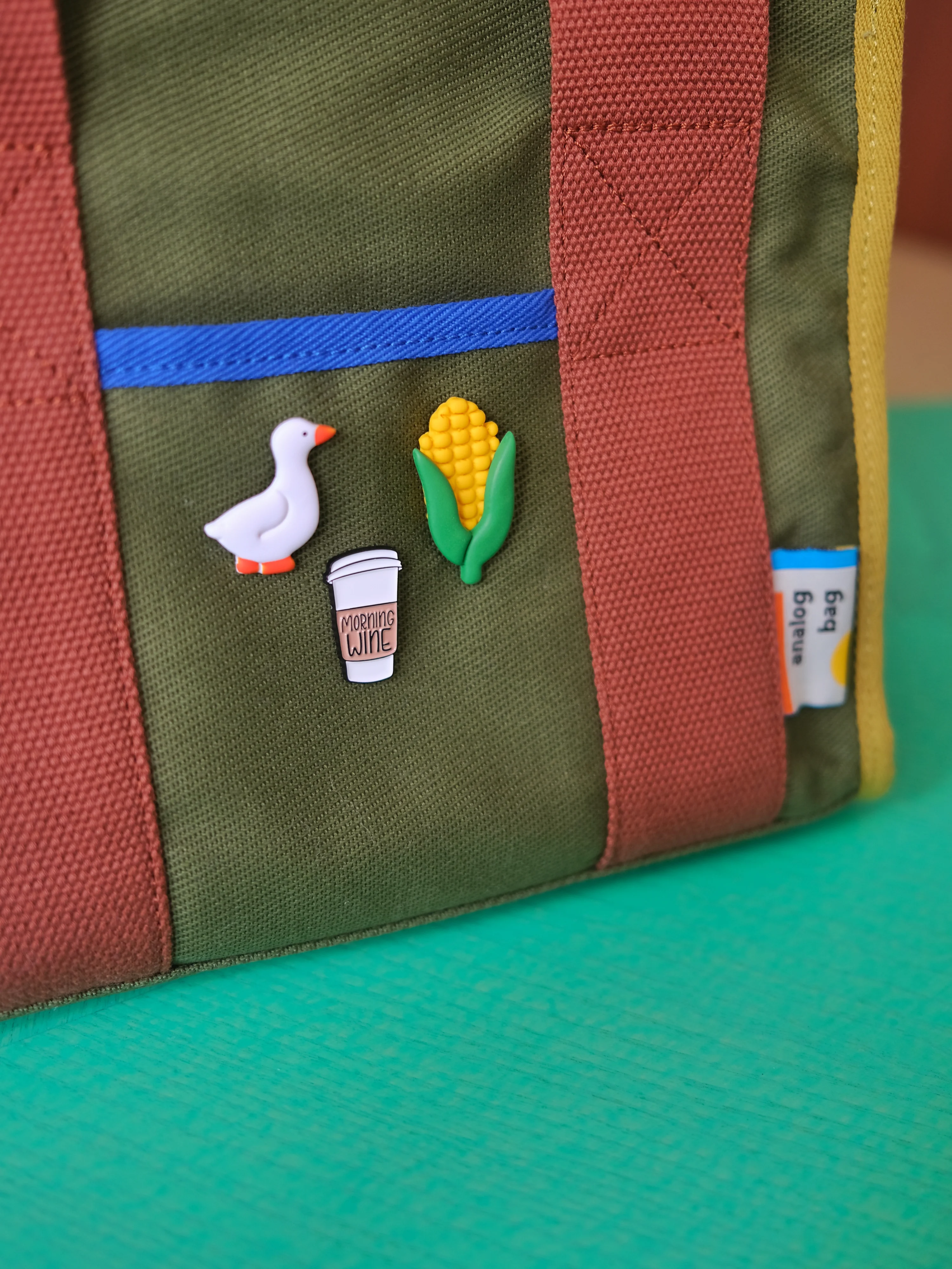 Analog No.6 Medium Tote Bag (Limited Edition) - Image 8