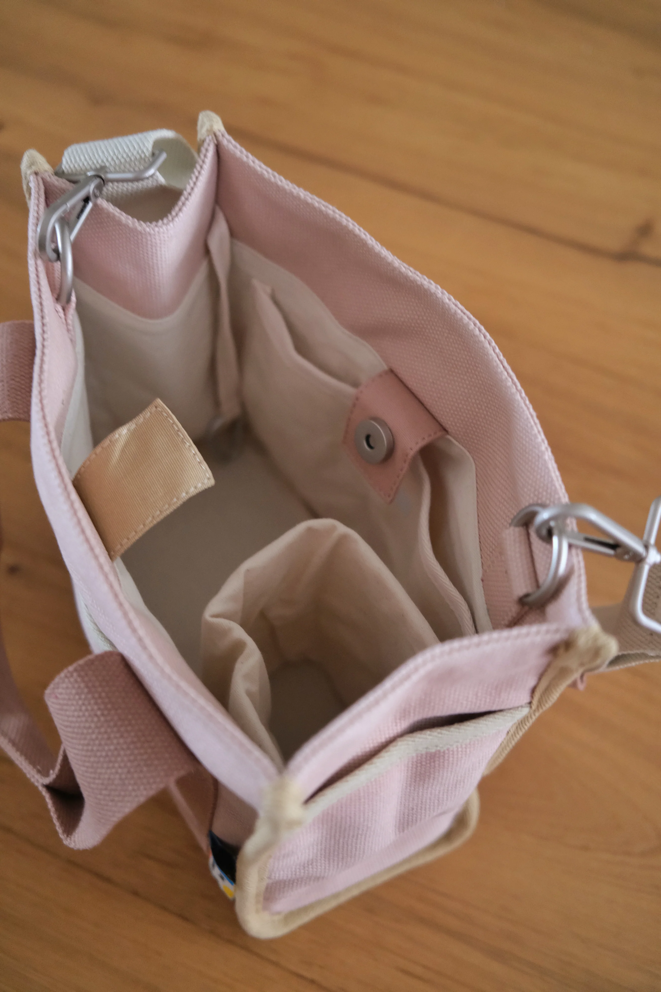 Analog No.9 Medium Tote Bag (Limited Edition) - Image 10