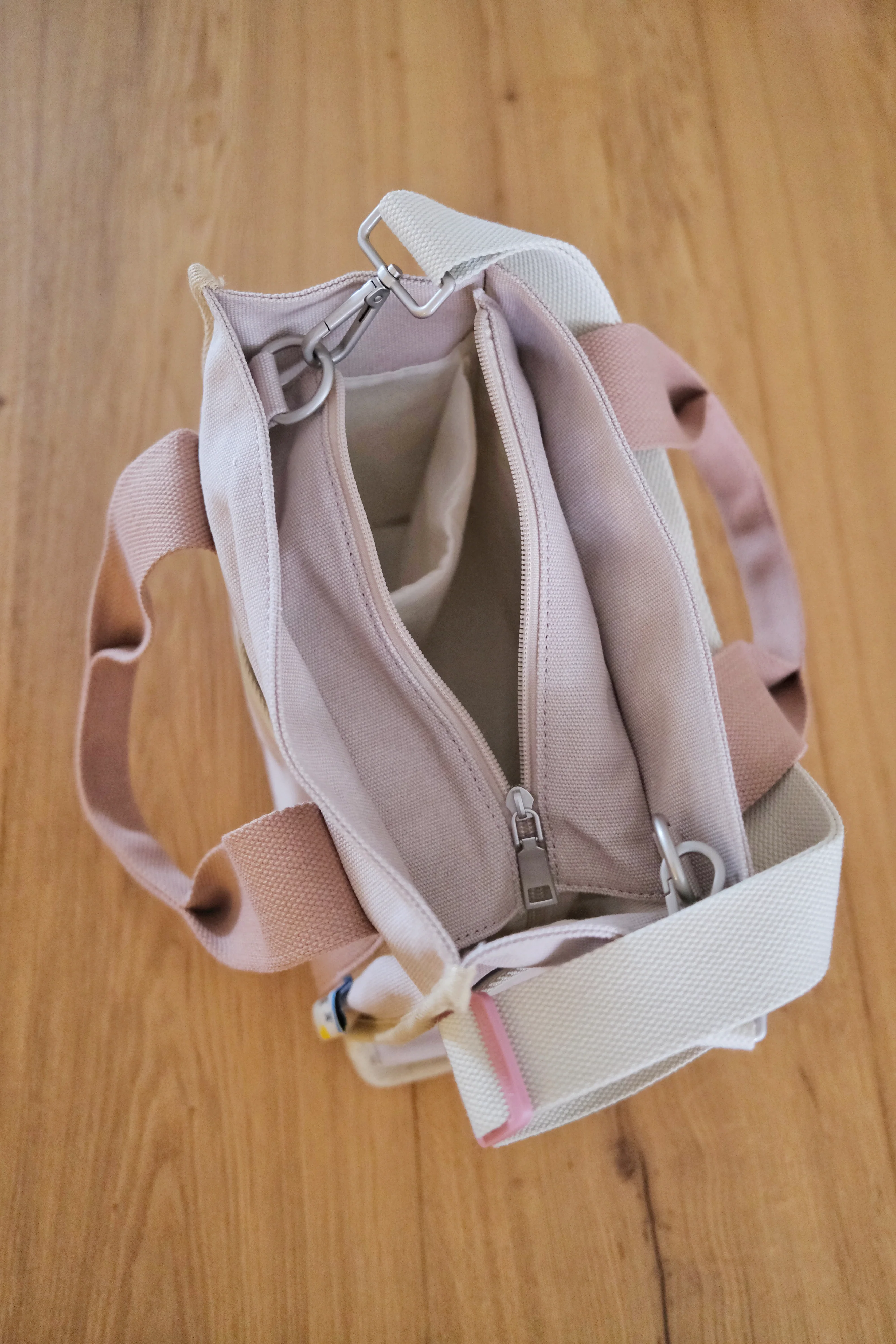 Analog No.9 Medium Tote Bag (Limited Edition) - Image 17