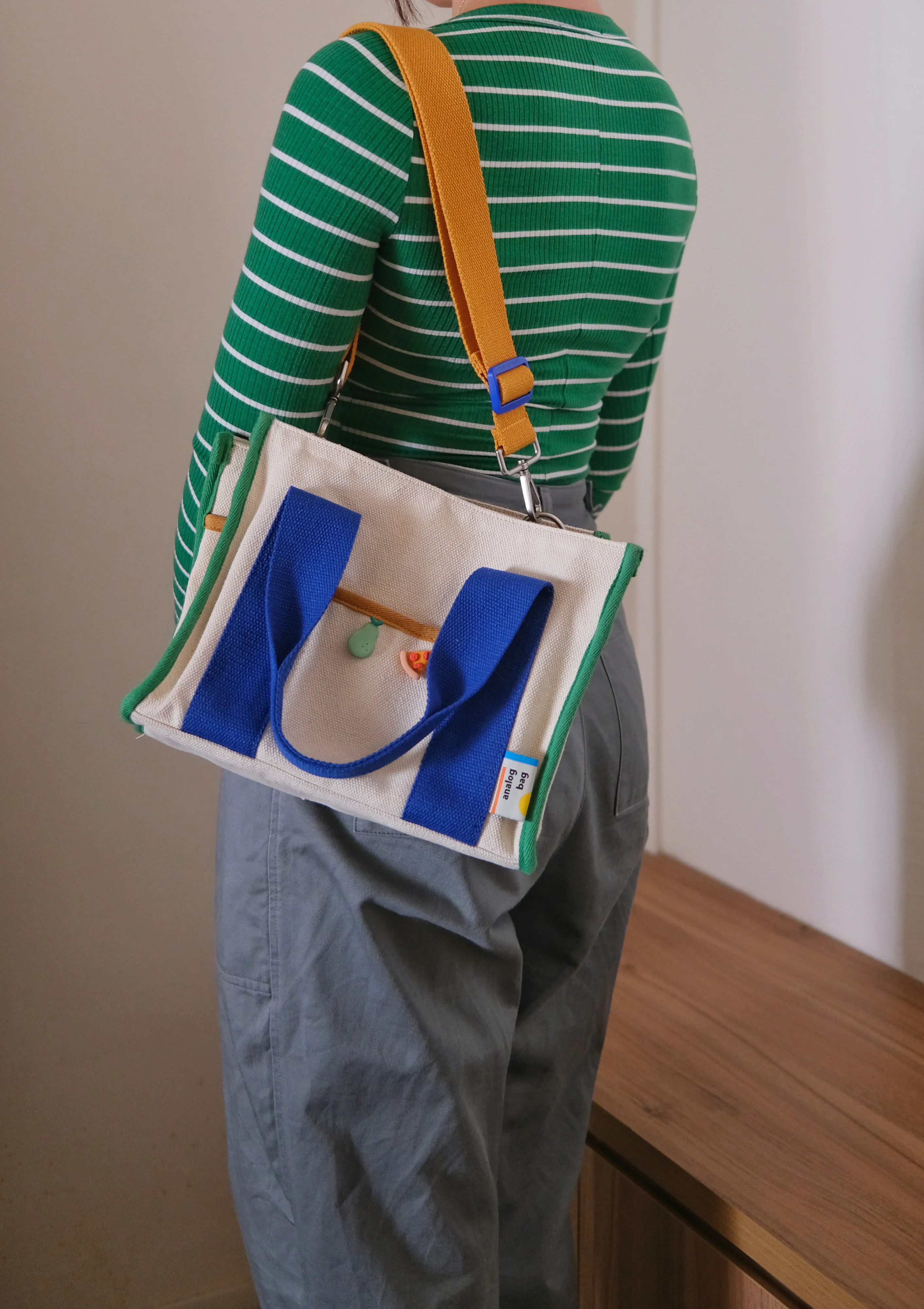 Analog No.9 Medium Tote Bag (Limited Edition) - Image 6