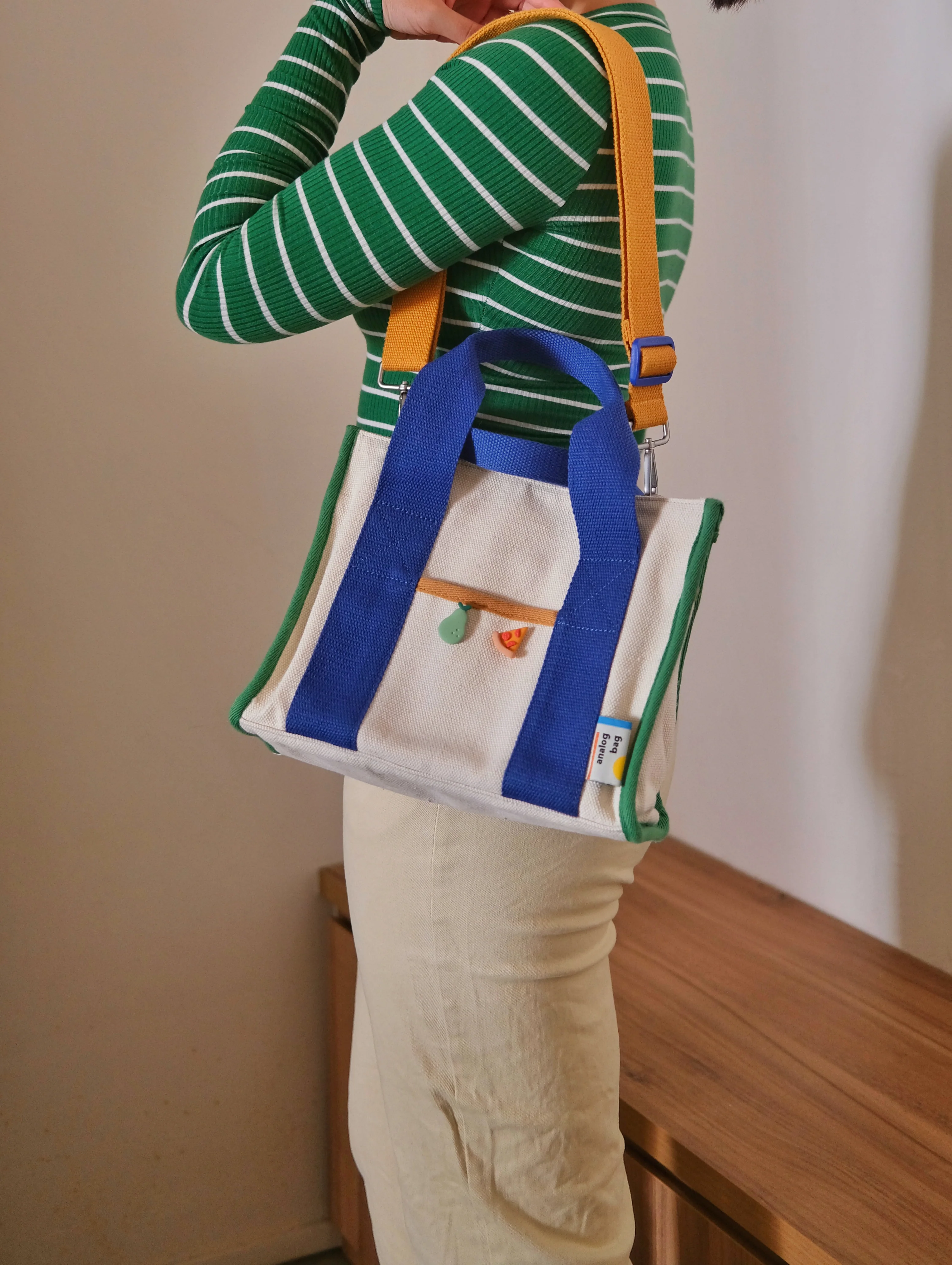 Analog No.8 Medium Tote Bag (Limited Edition) - Image 11