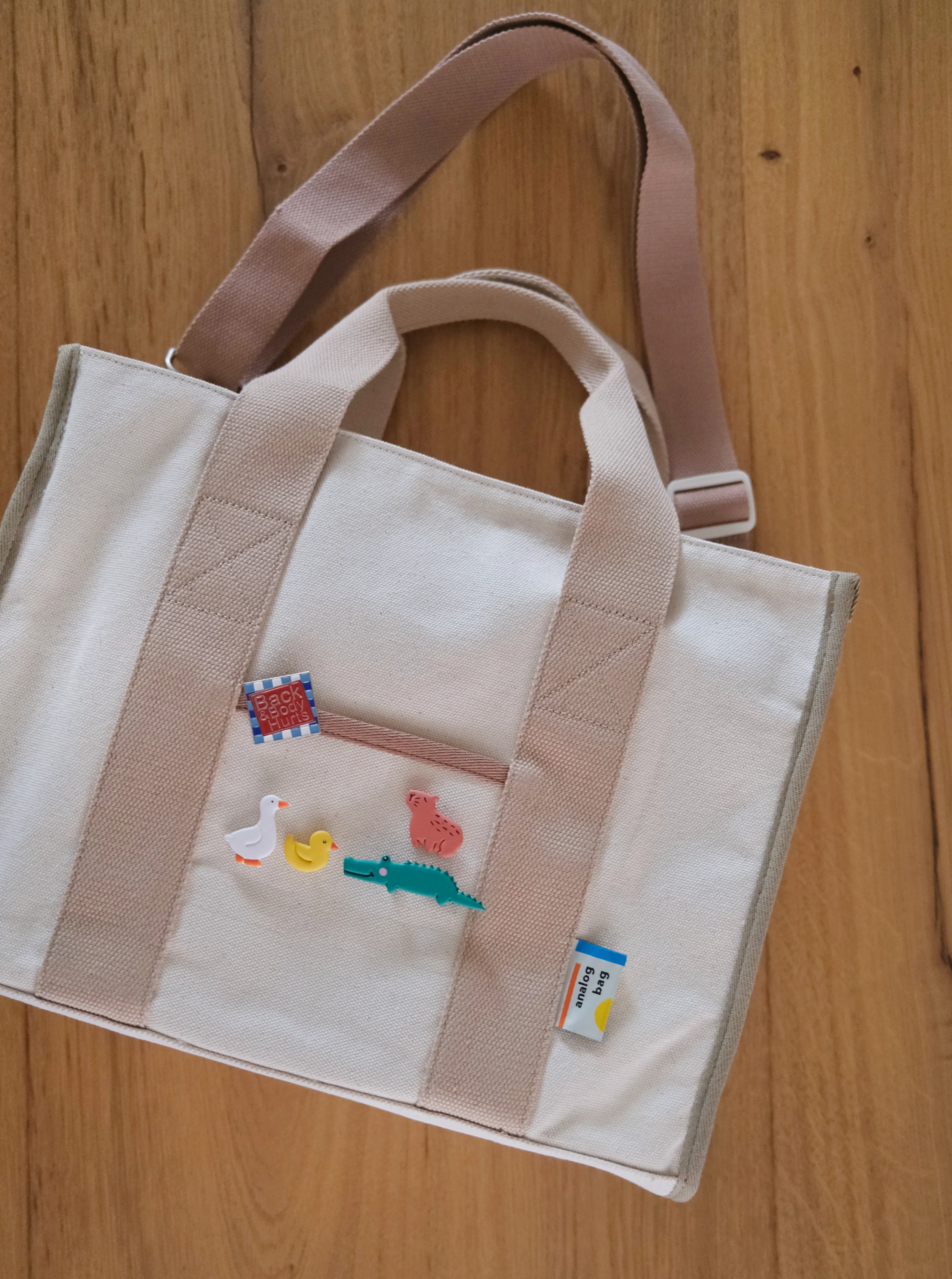 Capybara/ Crocodile Bobbin - Image 6