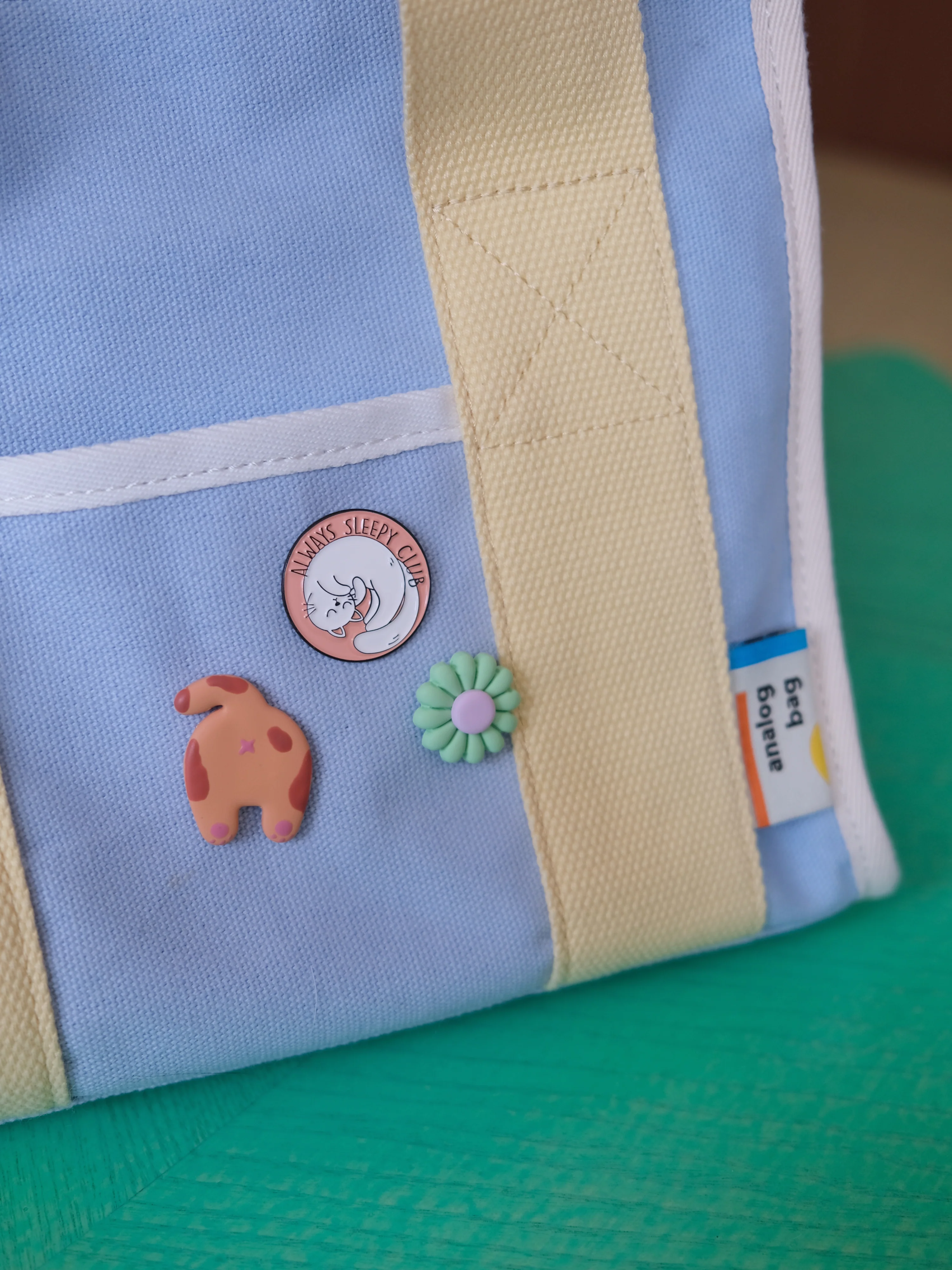 Cat Butt Bobbin - Image 5