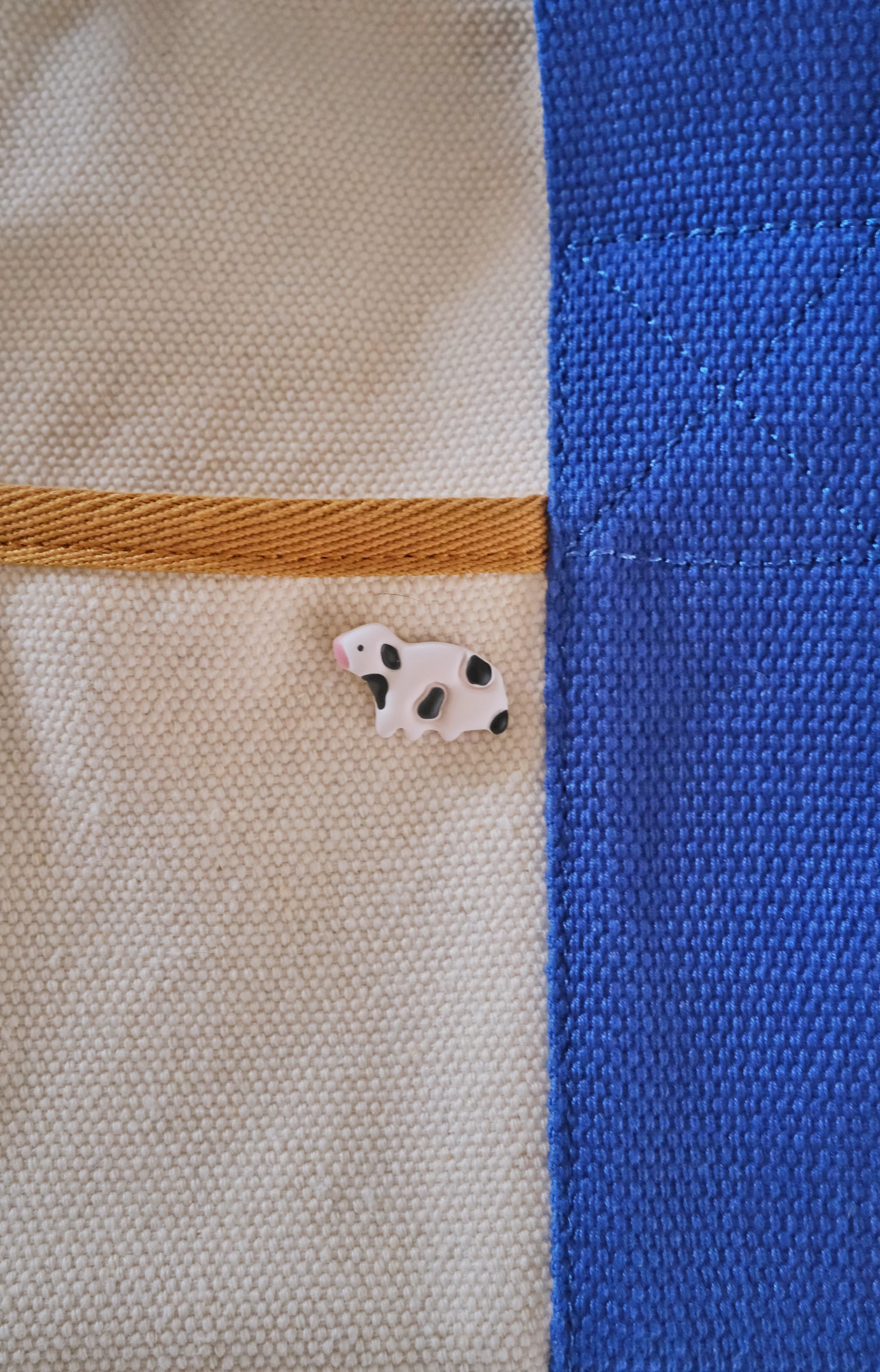 Cow Bobbin - Image 9