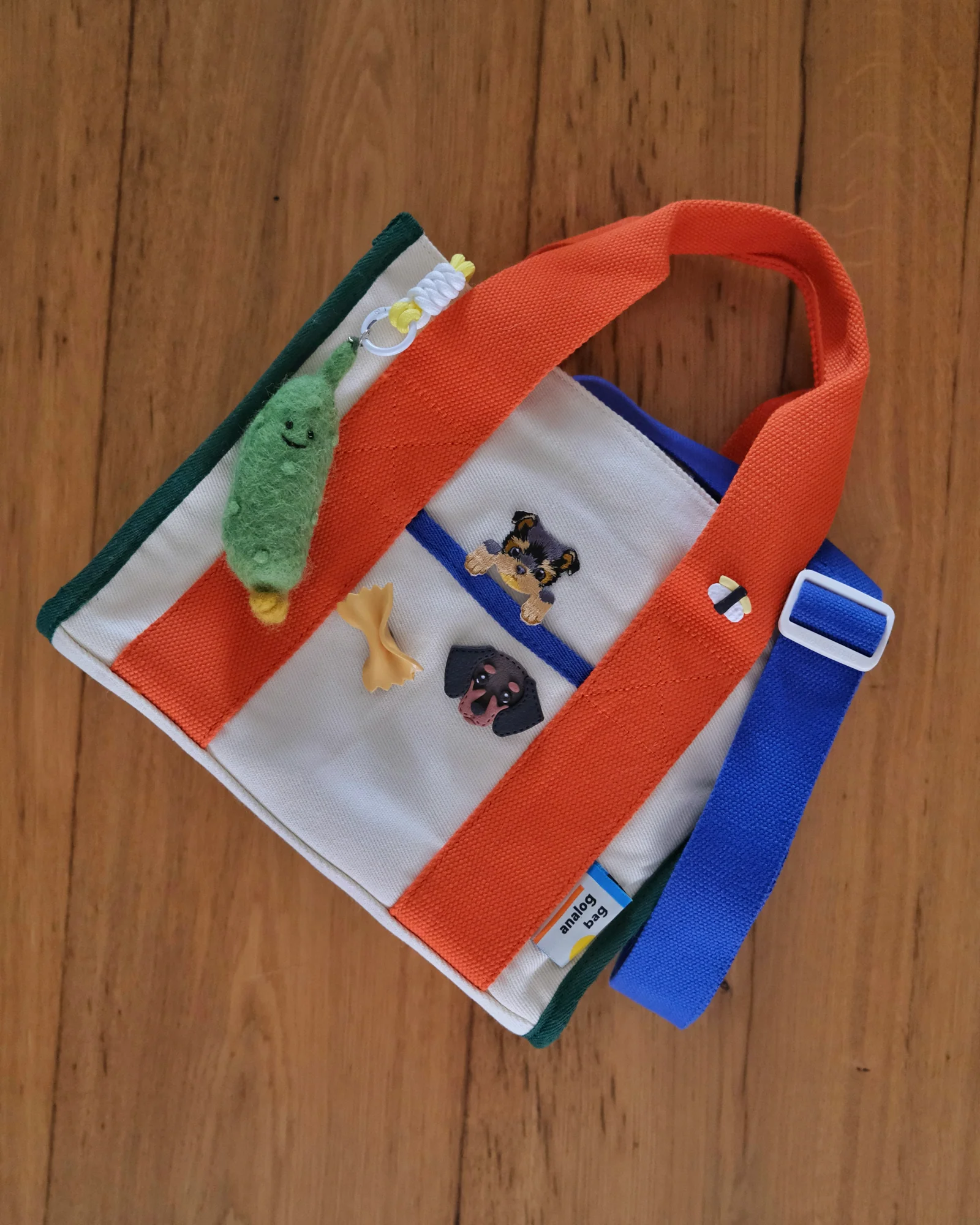 Analog No.16 Medium Tote Bag (Limited Edition) - Image 9