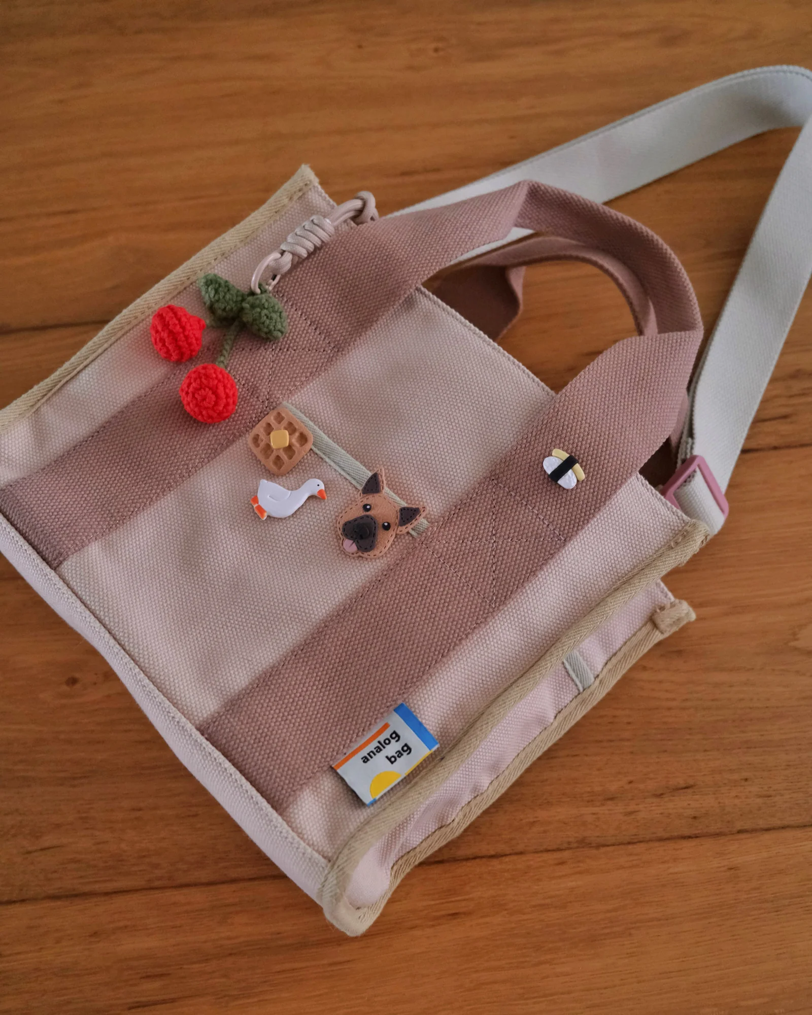 Analog No.9 Medium Tote Bag (Limited Edition) - Image 24