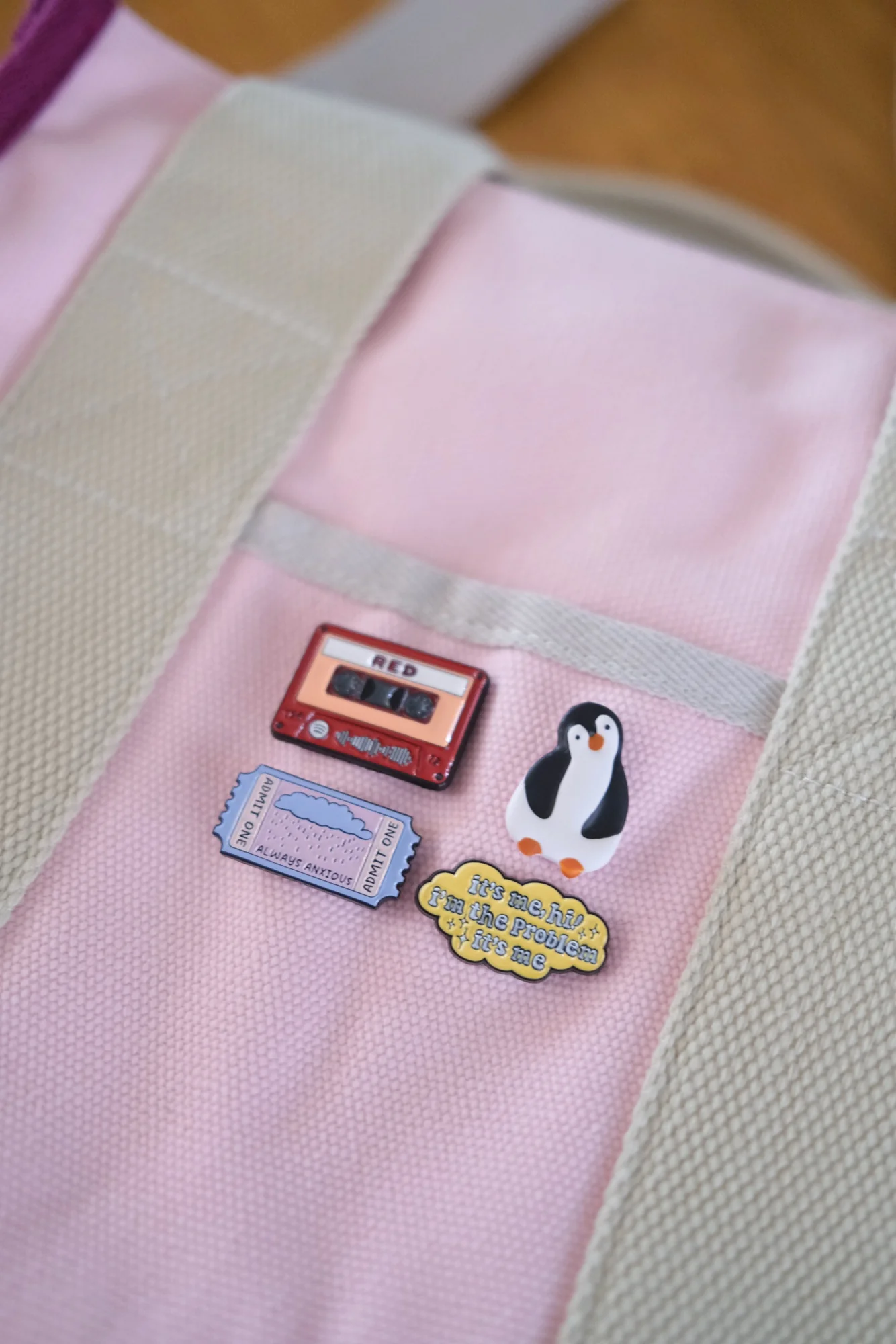 Penelope the Curious Penguin Bobbin - Image 4